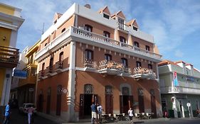 Café Royal Suites